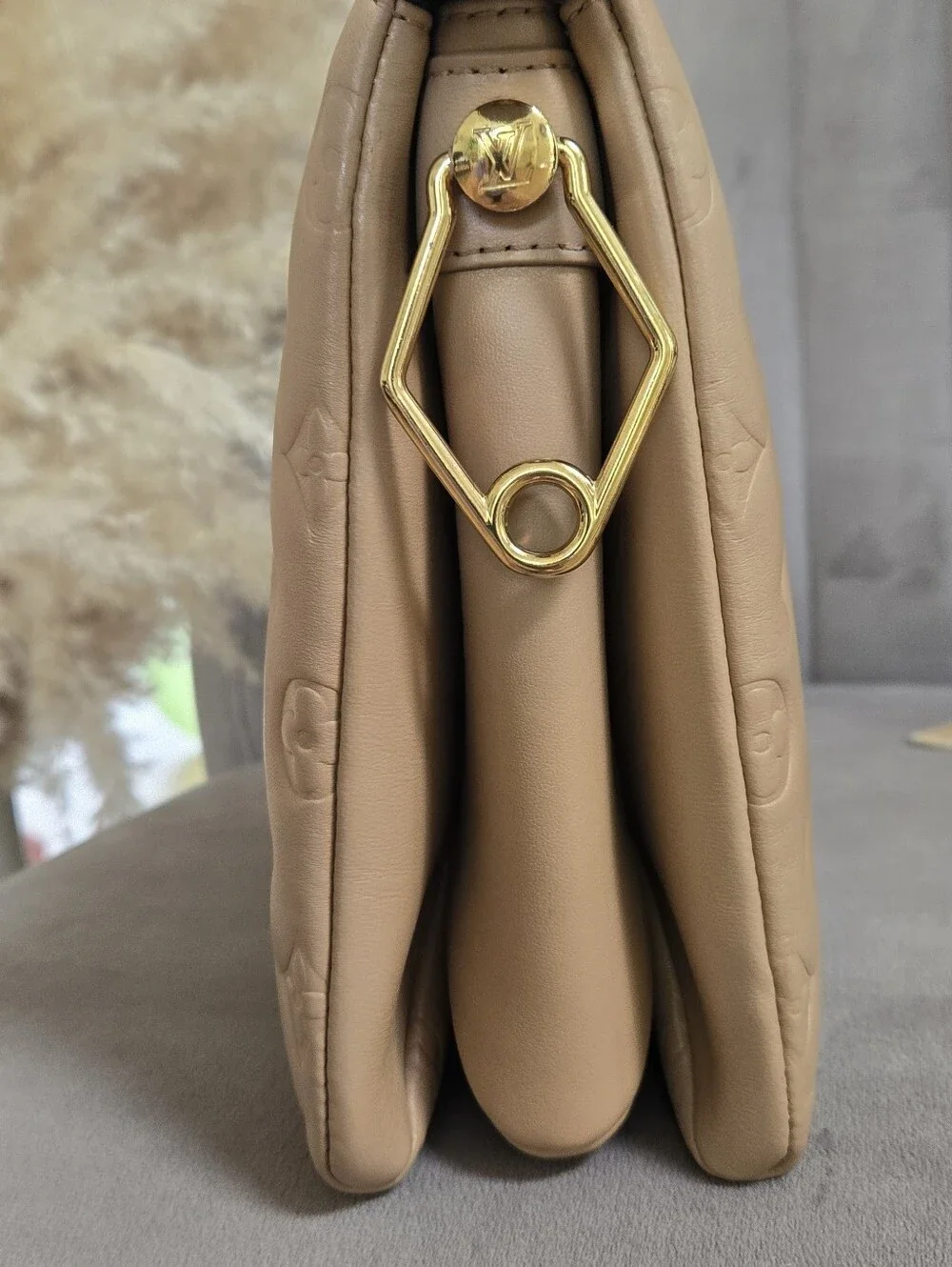 Louis Vuitton excellent no